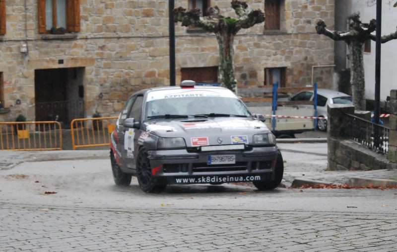"Triplete navarro" en un Rallysprint Olazti – Urbasa, "pasado por agua"